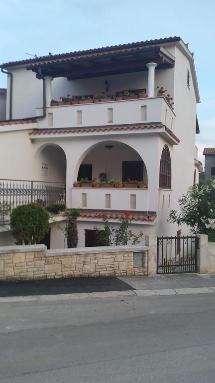 Milan * Vinkuran